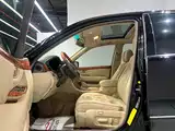 Фото 6 - Lexus LS
