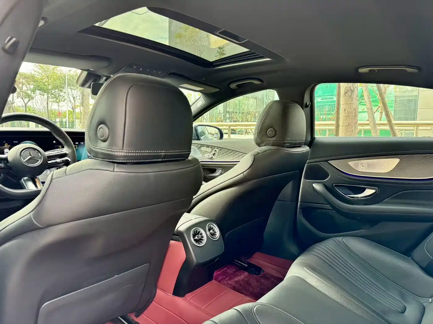 Mercedes-Benz CLS 2021 CLS 300 Luxury фото 6