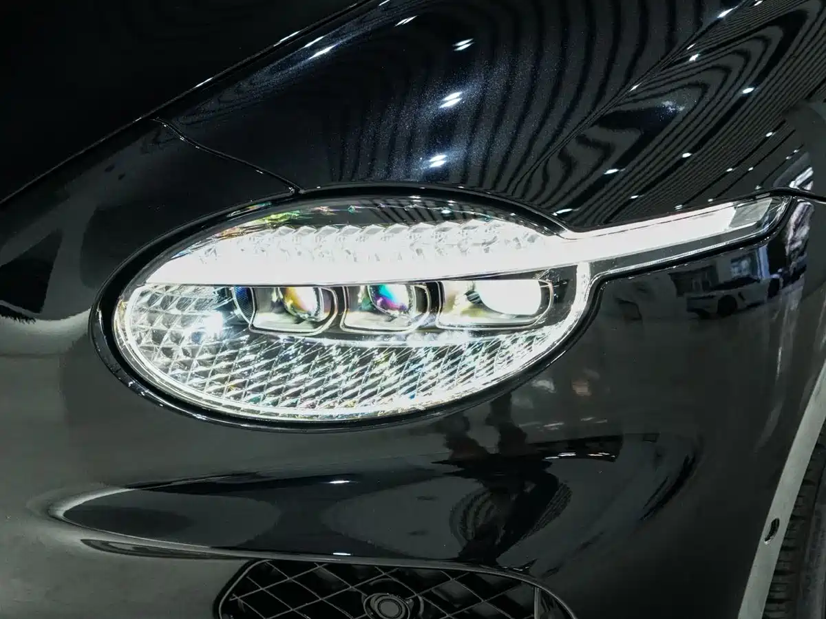 BENTLEY CONTINENTAL PLUG IN HYBRID