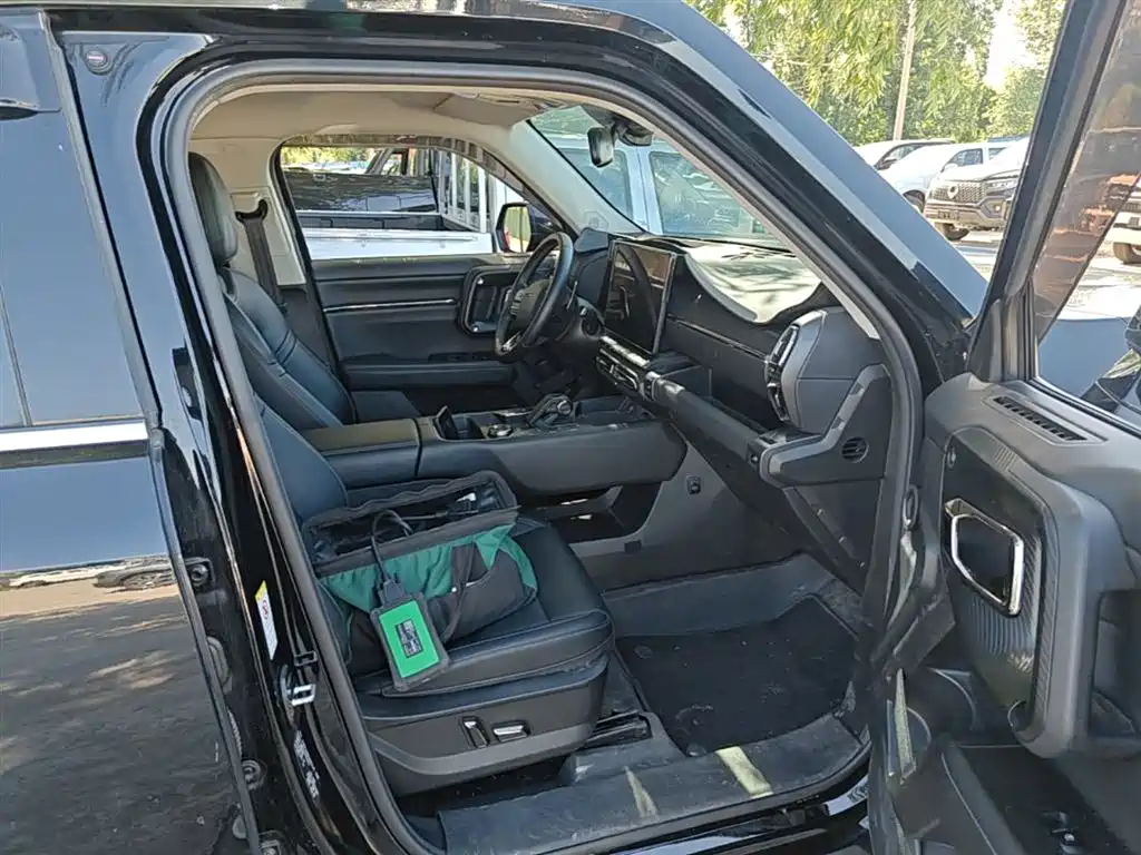 Haval Da Gou 2nd Gen 2023 2.0T AWD Wild Adventure Plus фото 11