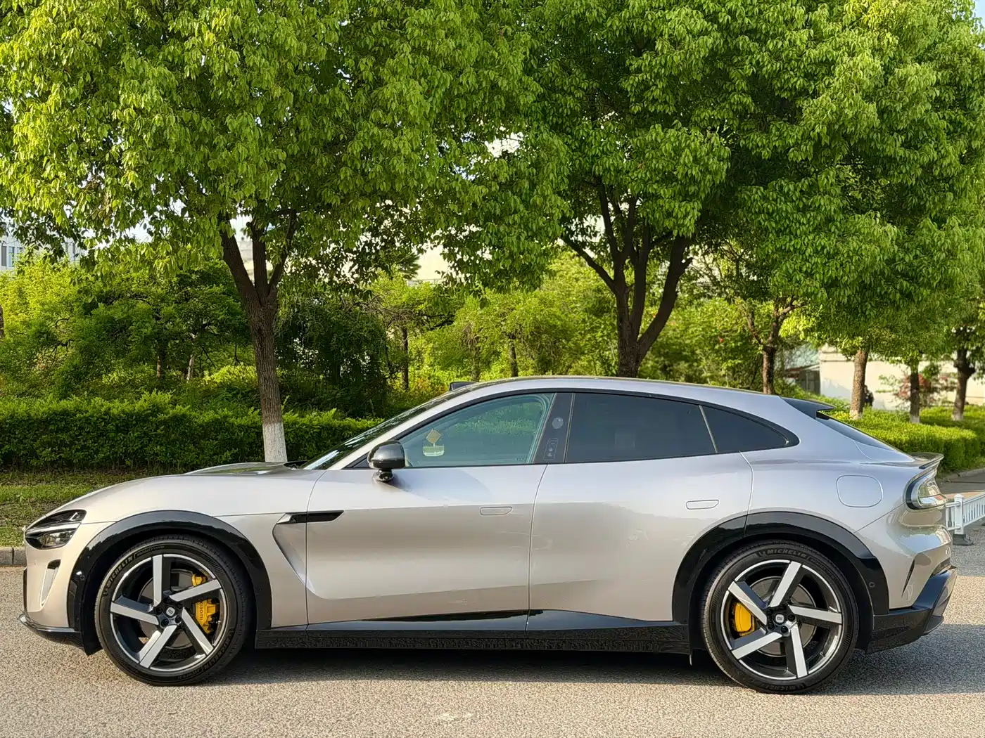 Xiaomi Auto Xiaomi YU7 2025 Extended Range AWD Pro фото 7