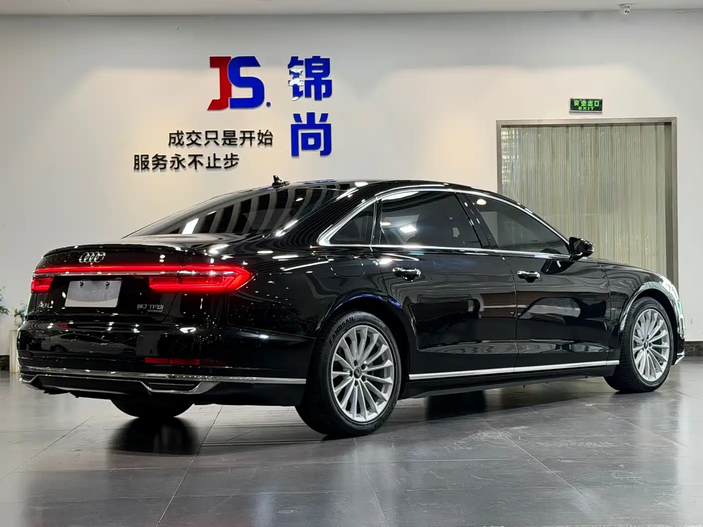Audi A8 2022 A8L 50 TFSI quattro Comfort Collector's Edition фото 4