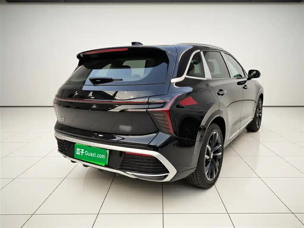 Hongqi HS3 PHEV 2025 125km Jingwei PLUS 2 Million Commemorative Edition фото 5