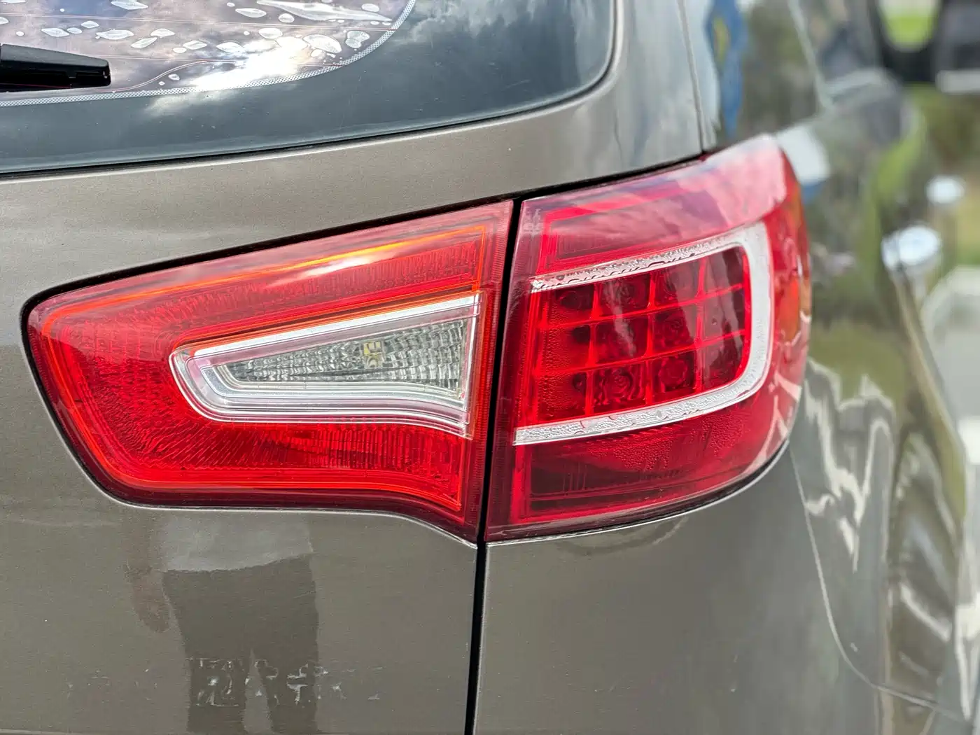 Kia Sportage 2012 2.0L Automatic 2WD GLS фото 12
