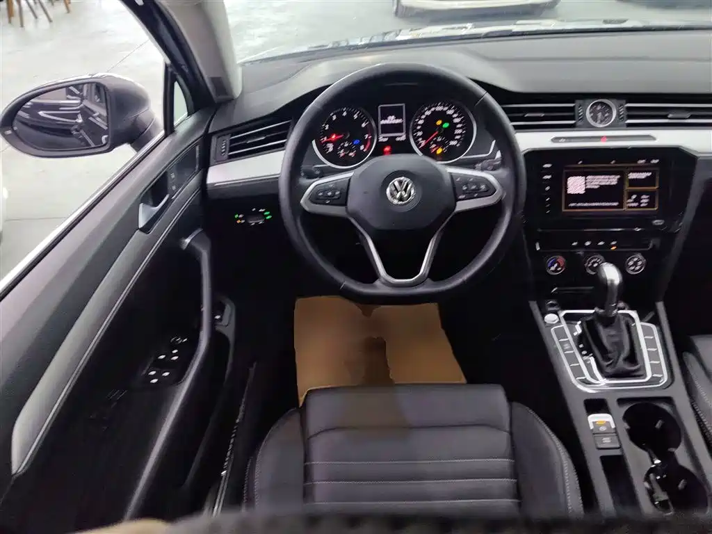 Volkswagen Magotan 2020 280TSI DSG Comfort фото 7