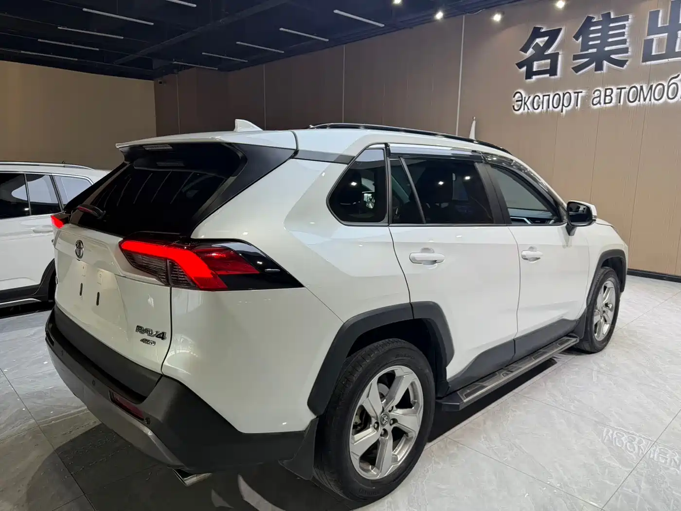 Toyota RAV4 Rongfang 2021 2.0L CVT 4WD Trend PLUS фото 4