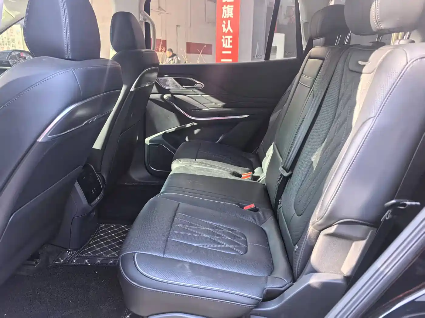 Hongqi HONGQI HS7 PHEV