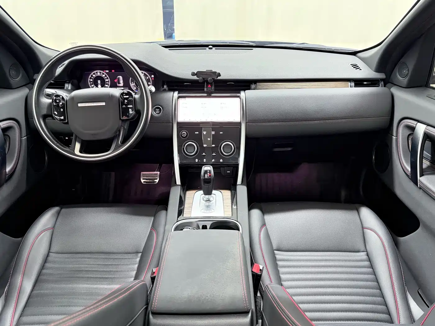 Land Rover Discovery Sport 2020 249PS R-Dynamic Performance фото 9