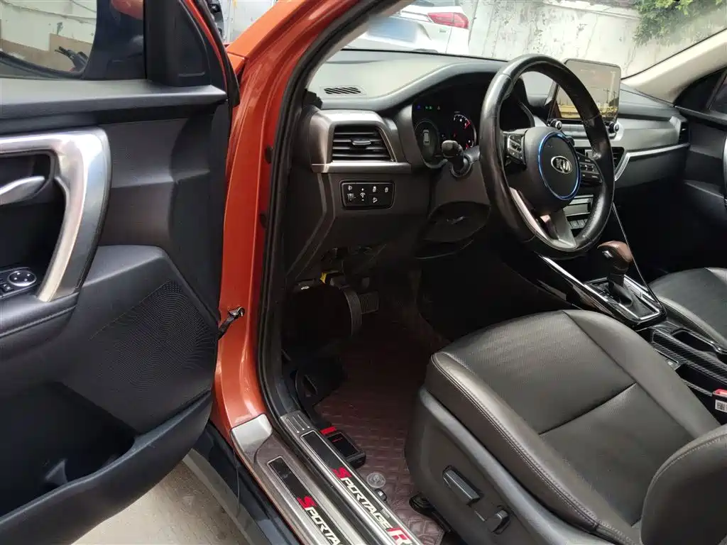 Kia Sportage 2018 2.0L Automatic Smart Luxury (China V) фото 16