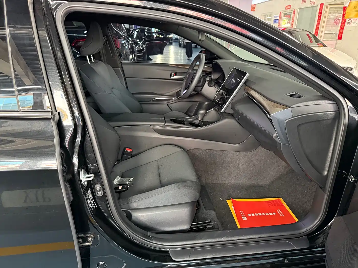 Toyota Avalon 2024 2024 Model 2.0L Progressive Edition
