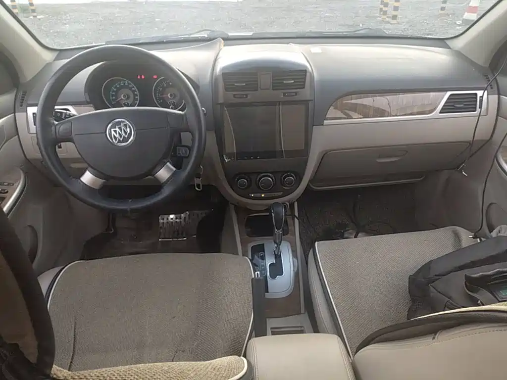 Фото 10 - Buick Excelle