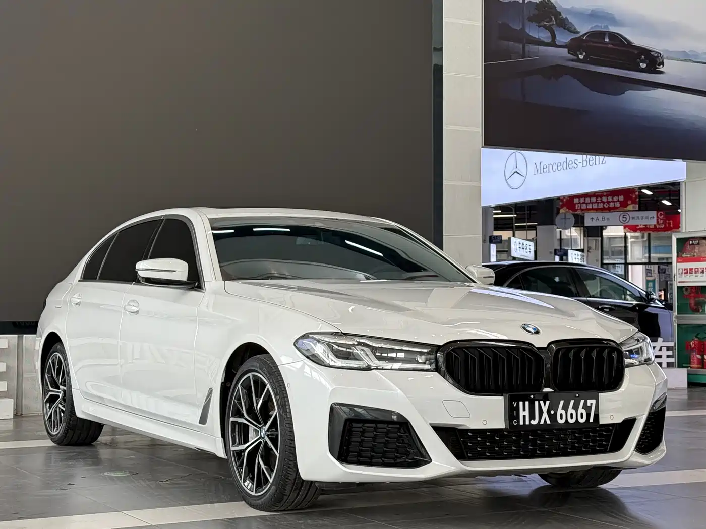 BMW 5 Series 2021 530Li Premium M Sport Package фото 3