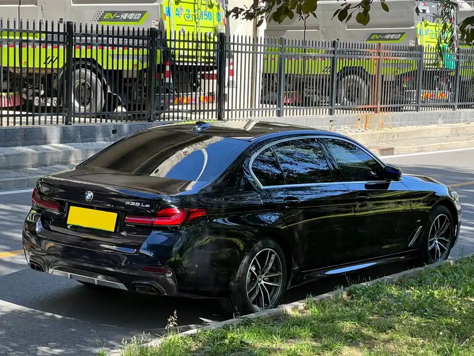 BMW 5 SERIES NEW ENERGY
