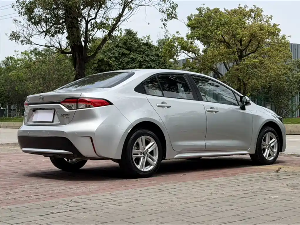 Toyota Levin 2021 185T CVT Luxury Edition фото 21
