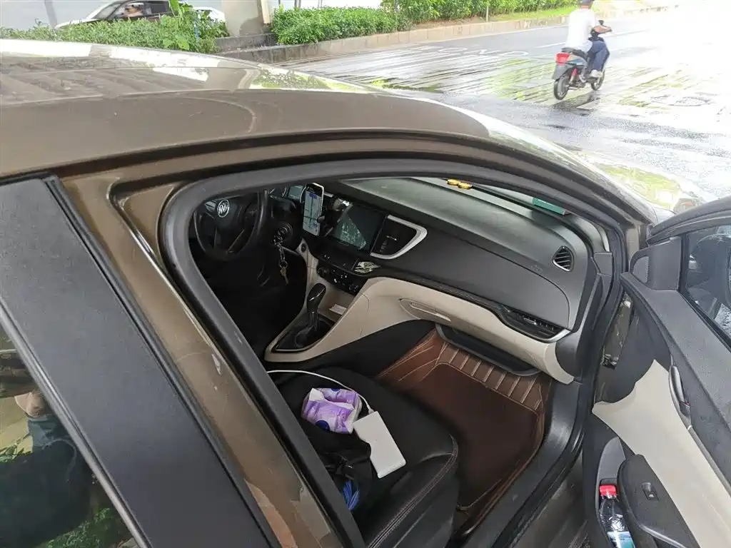 Buick Excelle 2015 18T Dual-Clutch Elite фото 19