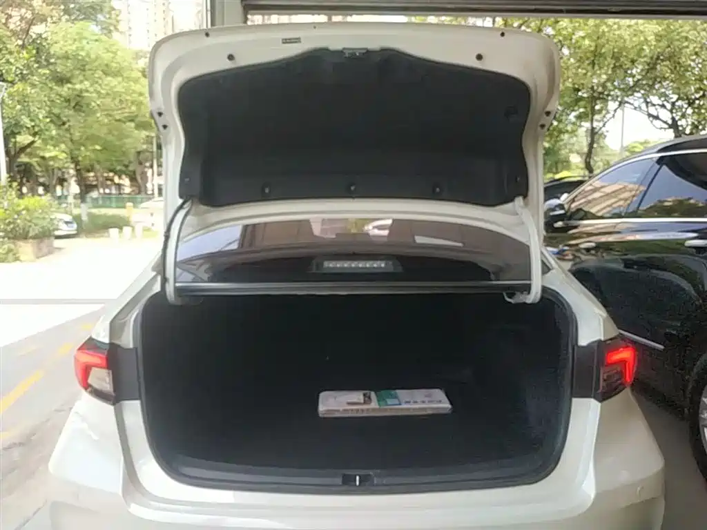 Toyota Allion 2022 Model 2.0L Prestige Edition фото 19