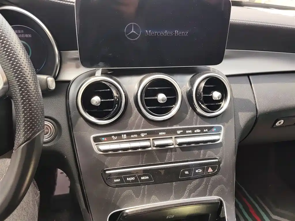 Mercedes-Benz C-Class 2020 C 260 L Sport фото 6
