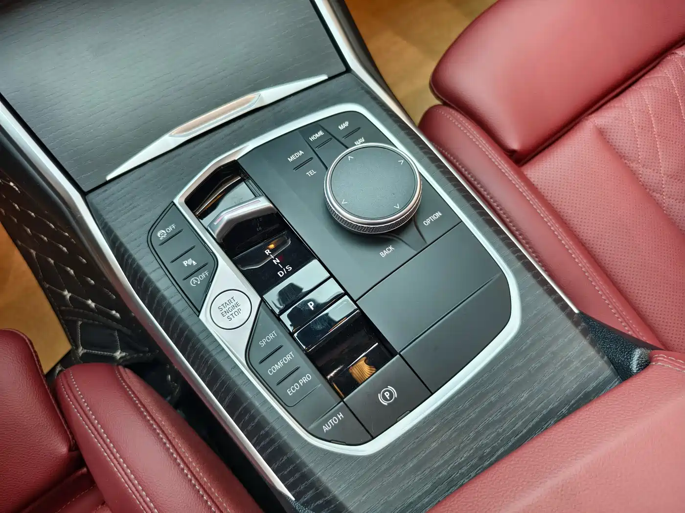 BMW 3 Series 2025 325Li M Sport Package фото 11