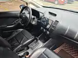 Фото 9 - Kia K3