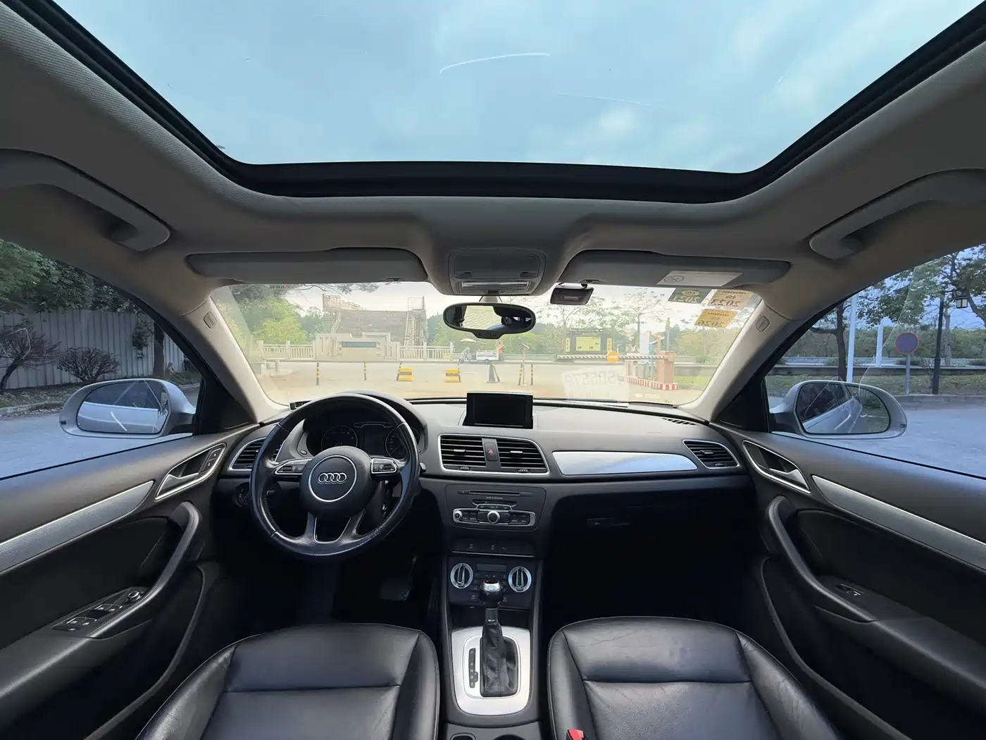 Audi Q3 2015 35 TFSI Comfort фото 17