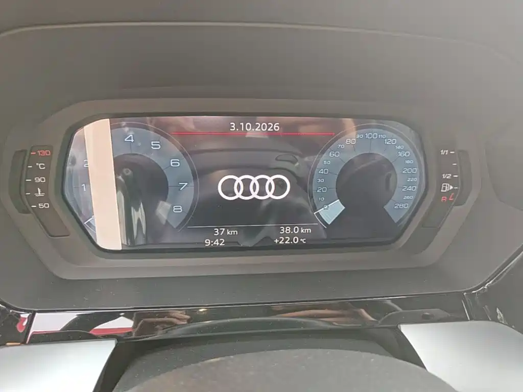 Audi A3 2026 2025 Facelift Sportback 35TFSI Flying Spur Premium