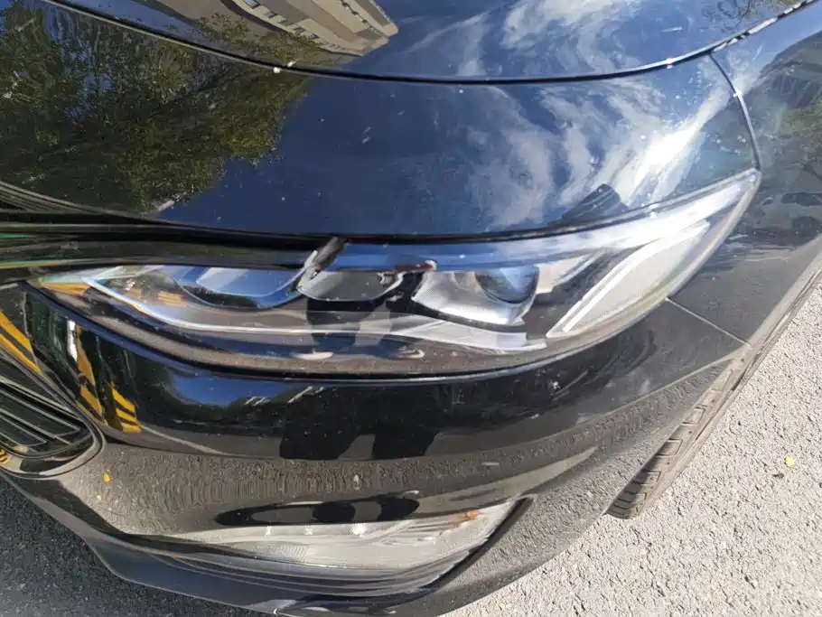 Photo 5 - Chevrolet Malibu XL