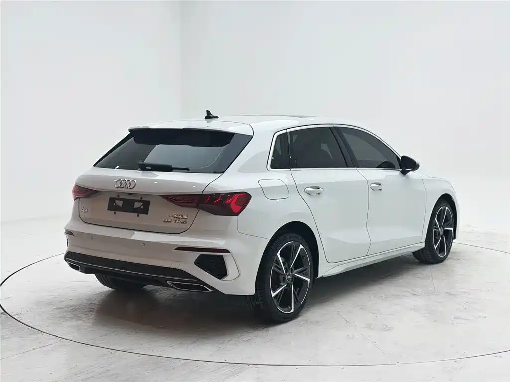 Audi A3 2022 Sportback 35 TFSI Style Sport фото 6