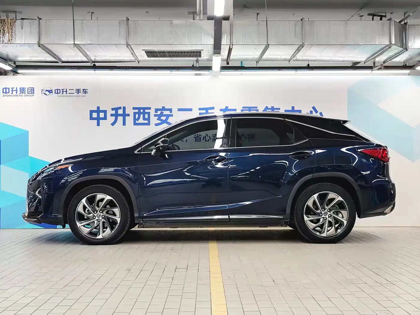 Lexus RX 2016 300 4WD Elegance Edition (China V) фото 3
