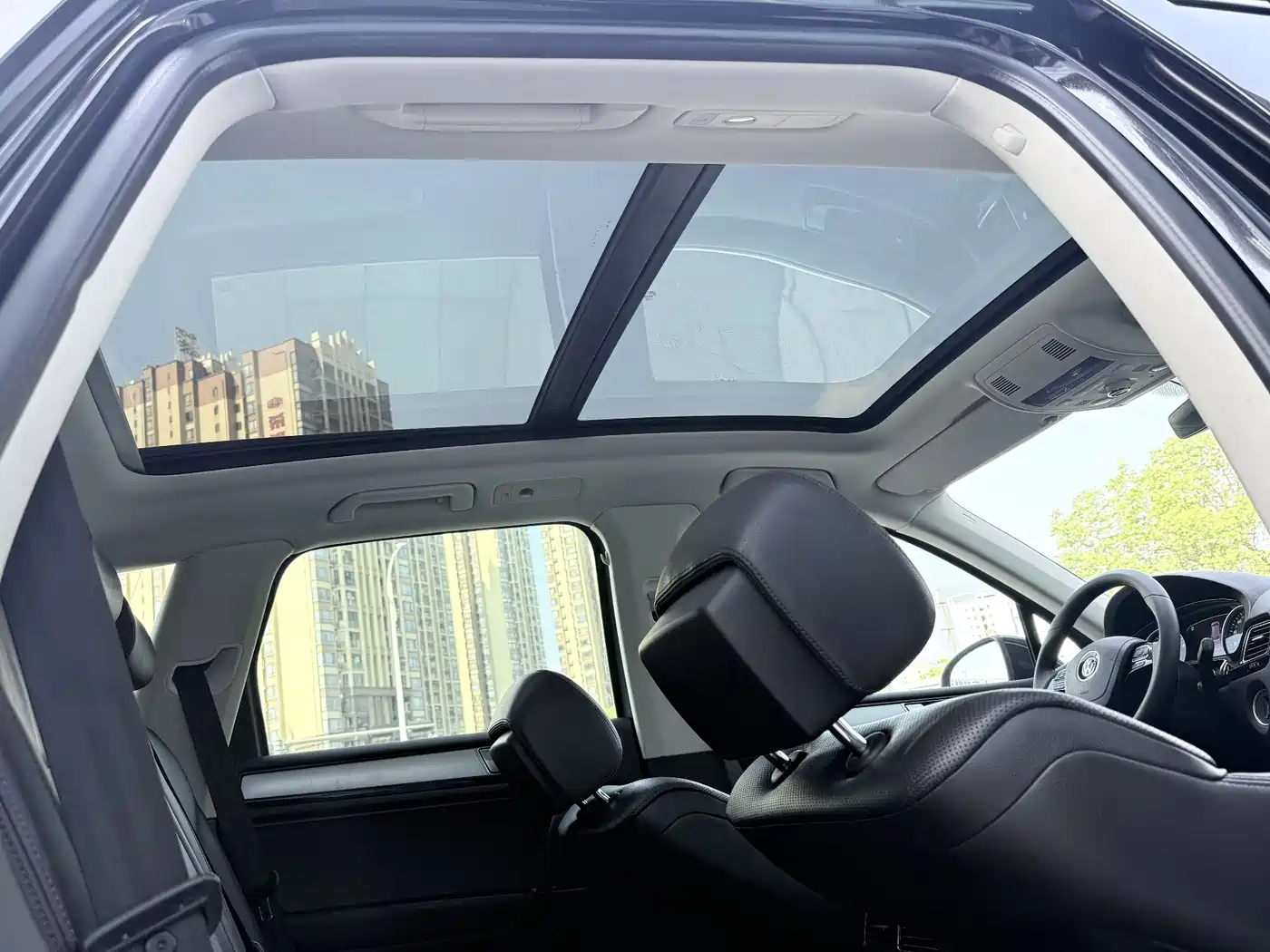 Volkswagen Touareg 2017 3.0TSI Explorer Edition фото 19