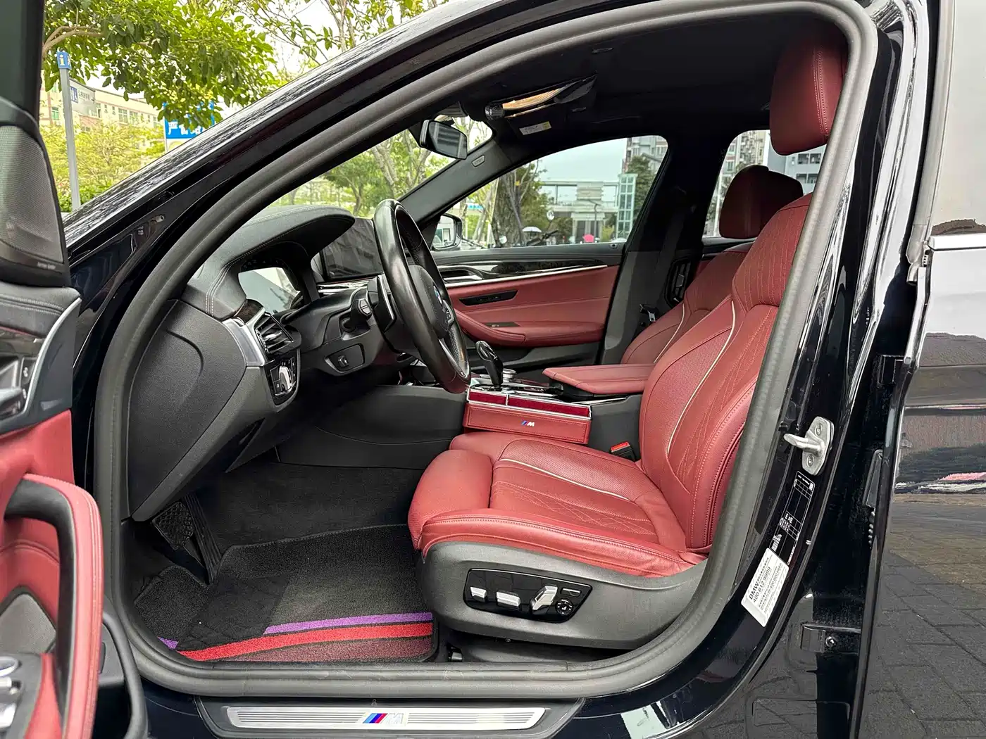 BMW 5 Series 2021 530Li Leading M Sport Package фото 5