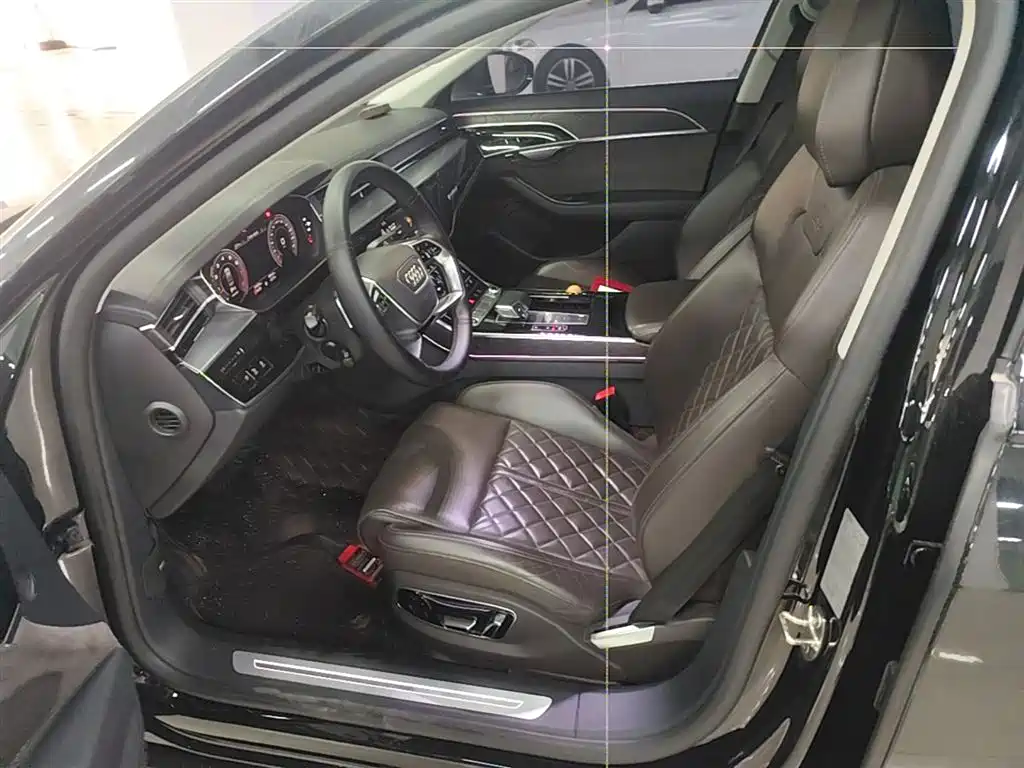 Audi A8 2021 A8L 50 TFSI quattro Comfort фото 15