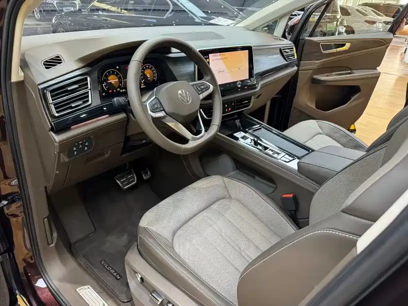 Volkswagen Viloran 2023 Facelift 380TSI Prestige Edition фото 12