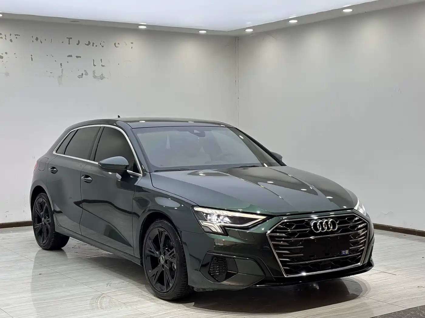 Audi A3 2022 Sportback 35 TFSI Style Elegance фото 3