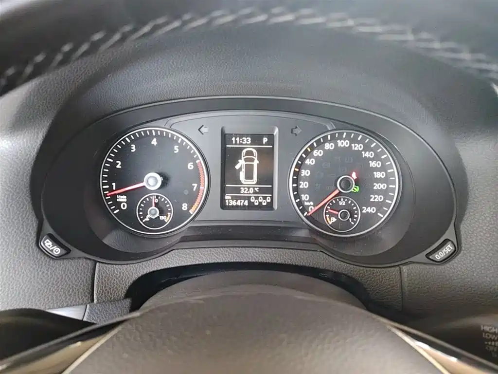 Volkswagen Sharan 2016 380TSI Comfort 7-seater фото 12