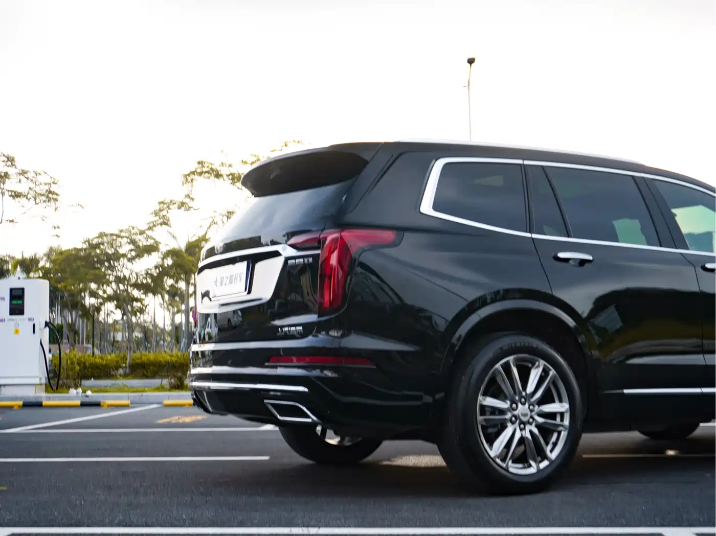 Cadillac XT6 2022 2.0T 6-Seater 4WD Luxury Edition фото 7
