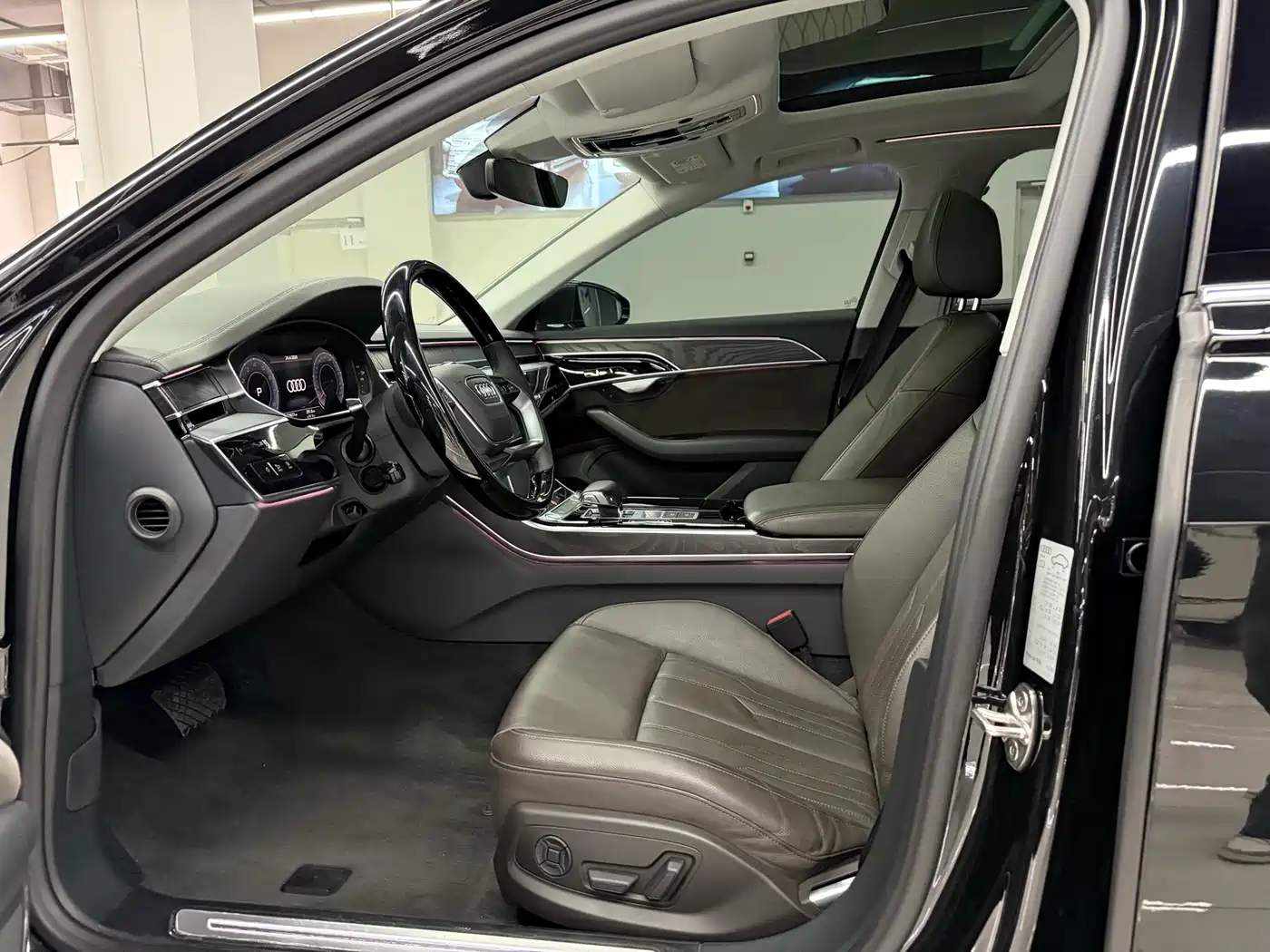 Audi A8 2018 A8L 55 TFSI quattro Launch Elite фото 8