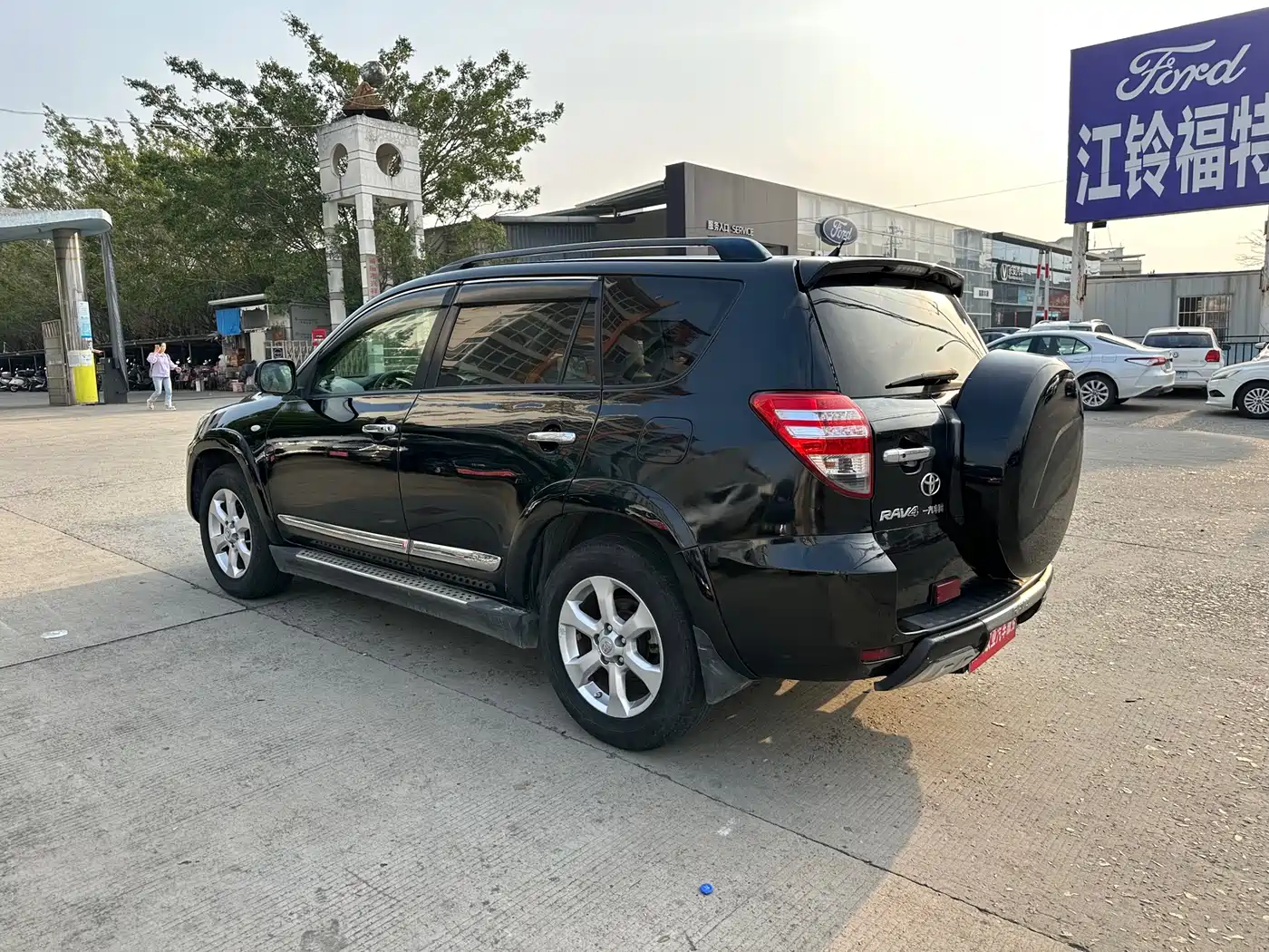 Toyota RAV4 Rongfang 2009 2.4L Automatic Luxury Navigation Edition фото 6