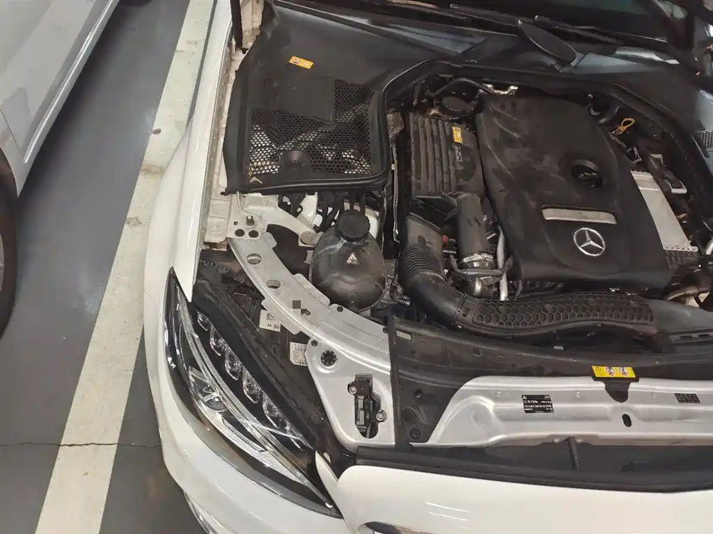 Mercedes-Benz C-Class 2015 Facelift C 200 L Sport фото 23