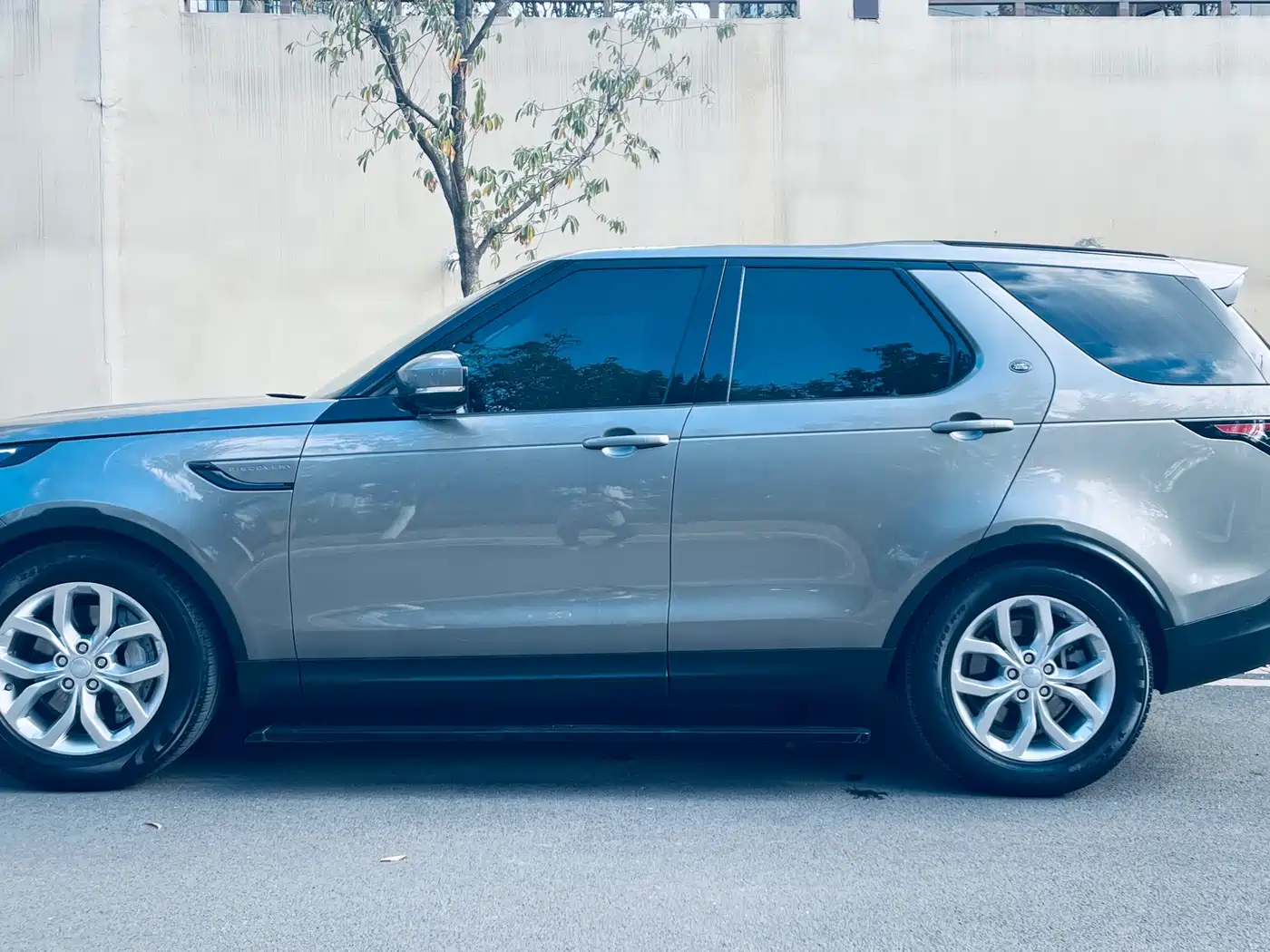 Land Rover Discovery 2020 3.0 SC V6 SE фото 6