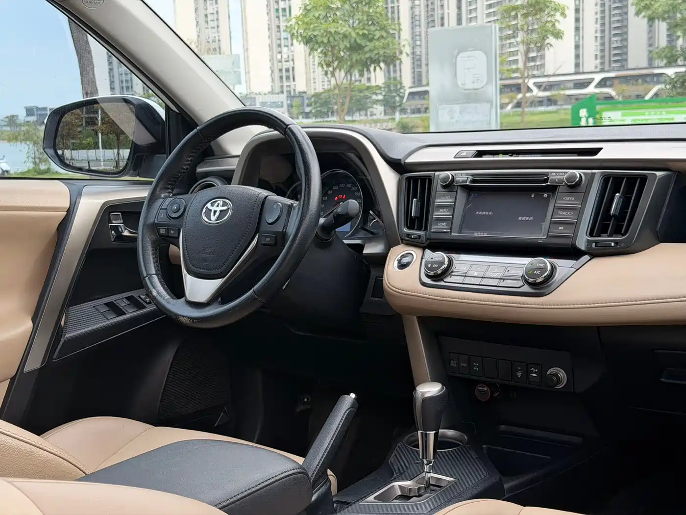 Toyota RAV4 Rongfang 2013 2.0L CVT 4WD Pioneer фото 16