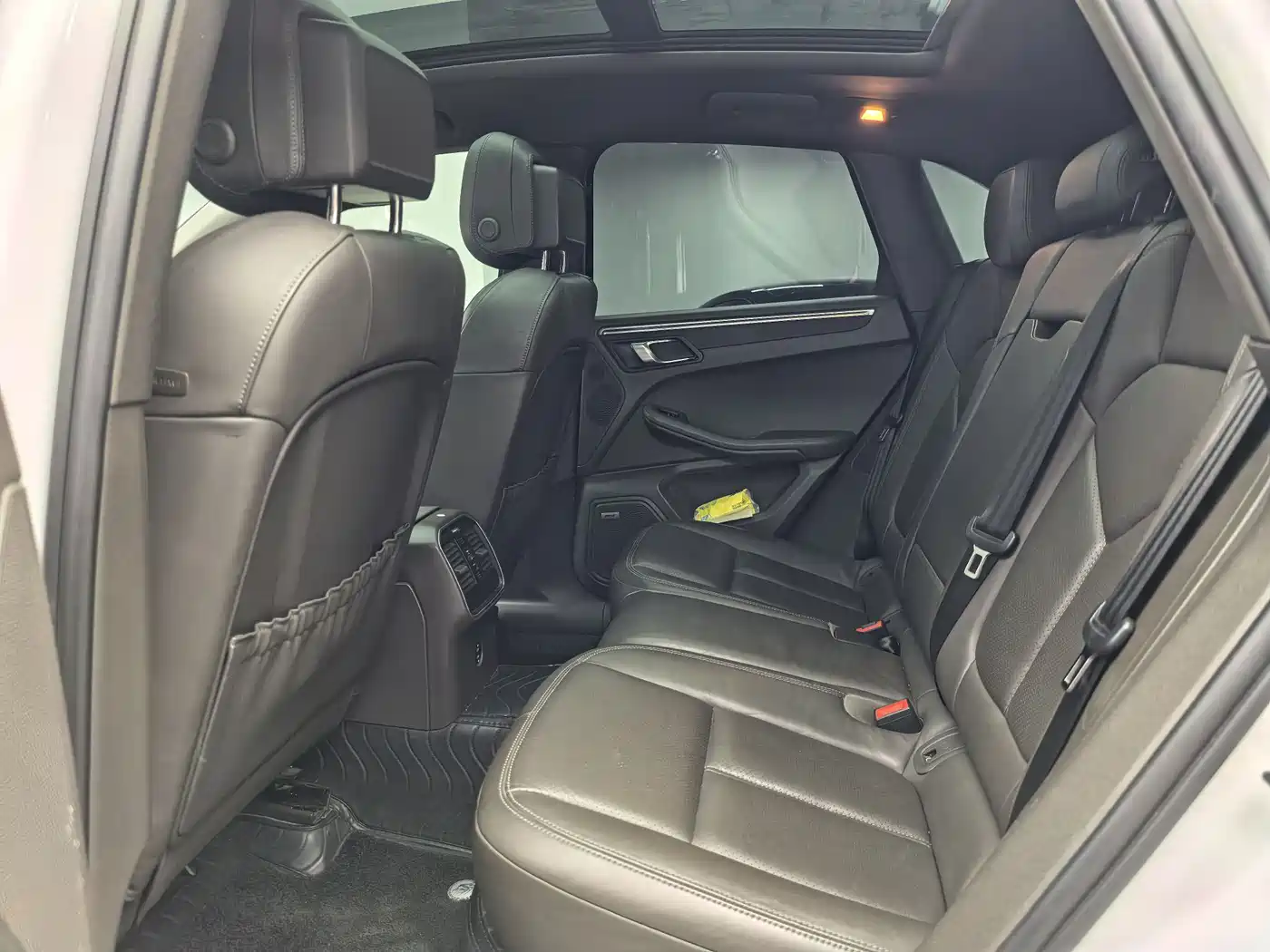 Porsche Macan 2021 Macan 2.0T фото 12