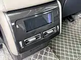 Фото 20 - Lincoln Aviator