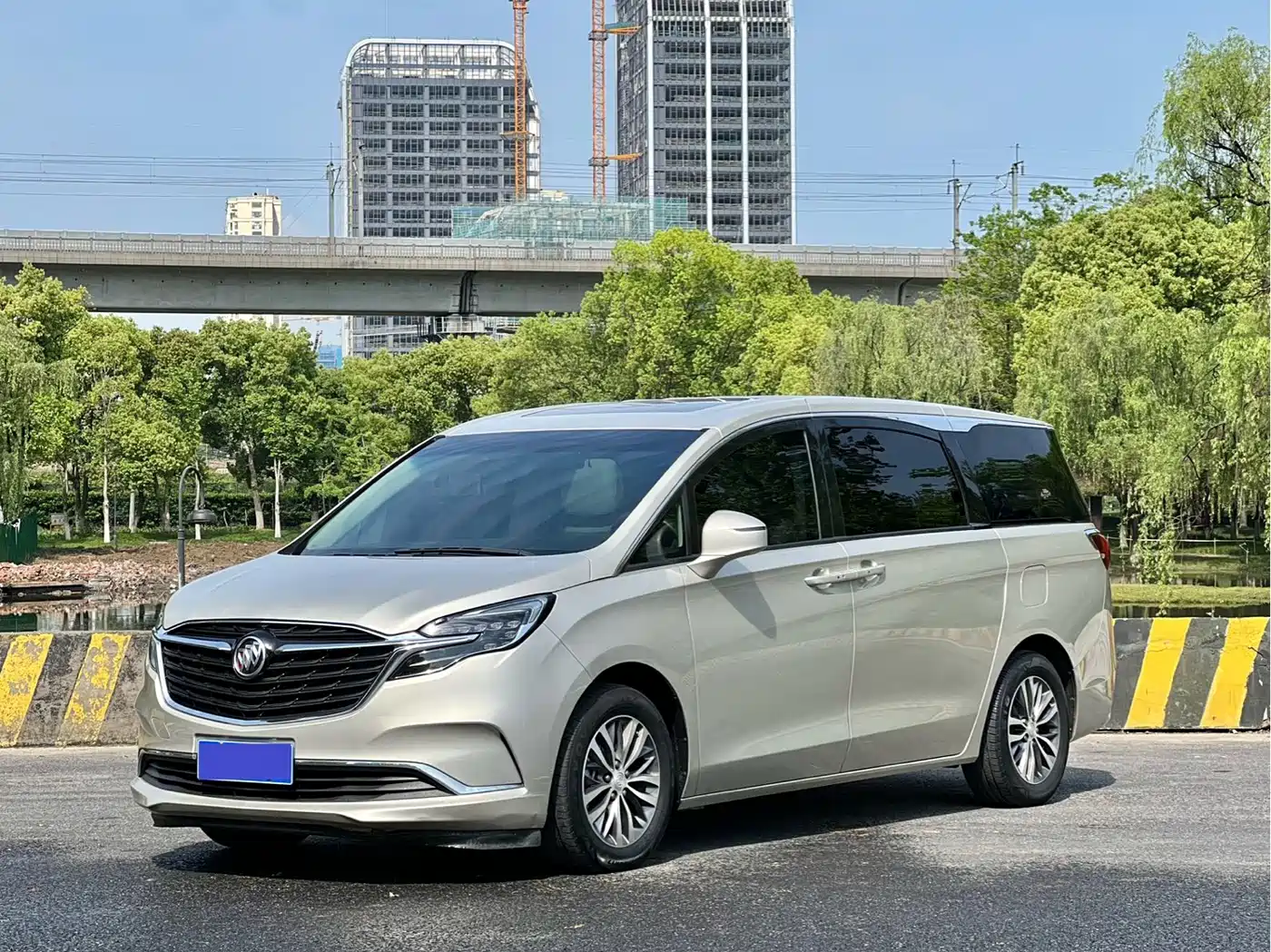Buick GL8 2021 ES Landlord 653T Comfort