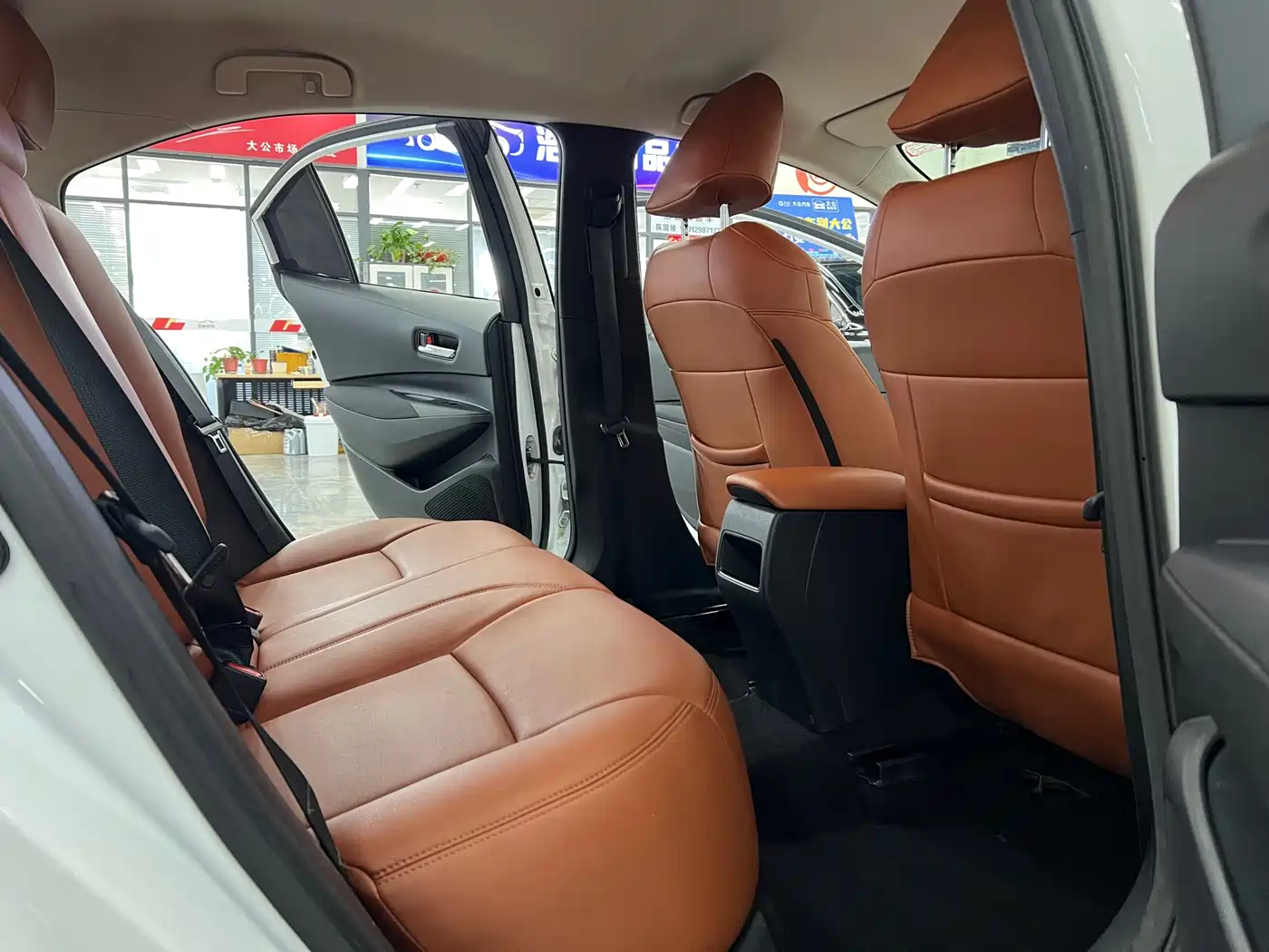 Toyota Corolla 2019 1.2T S-CVT GL Pioneer Edition фото 22