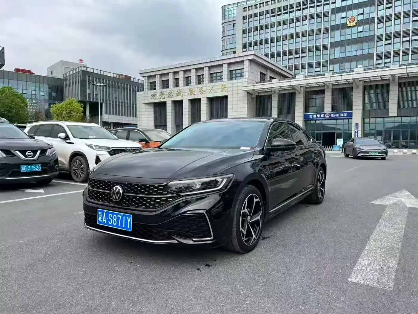 Volkswagen Passat 2023 Facelift 330TSI Starlight Elite Edition
