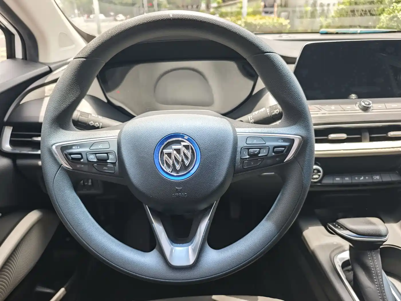 Buick Velite 6 2020 Plug-in Hybrid Connected Fashion Edition фото 8