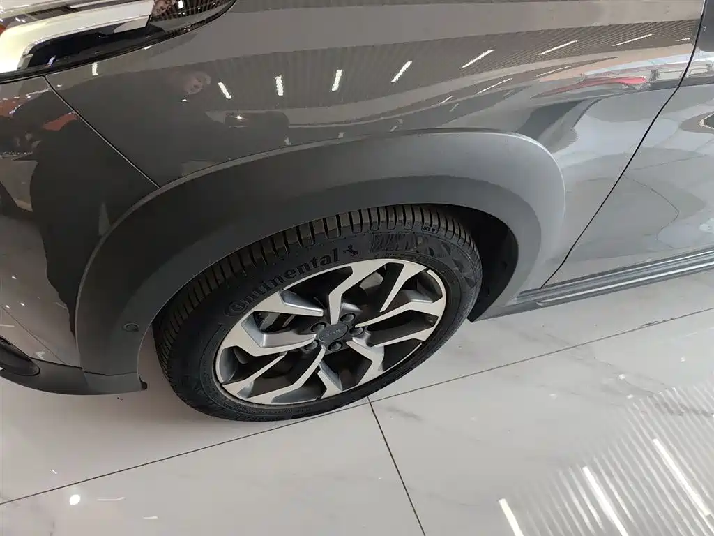 Lynk & Co 02 2019 1.5T DCT FWD Jin Pro Version China VI фото 23