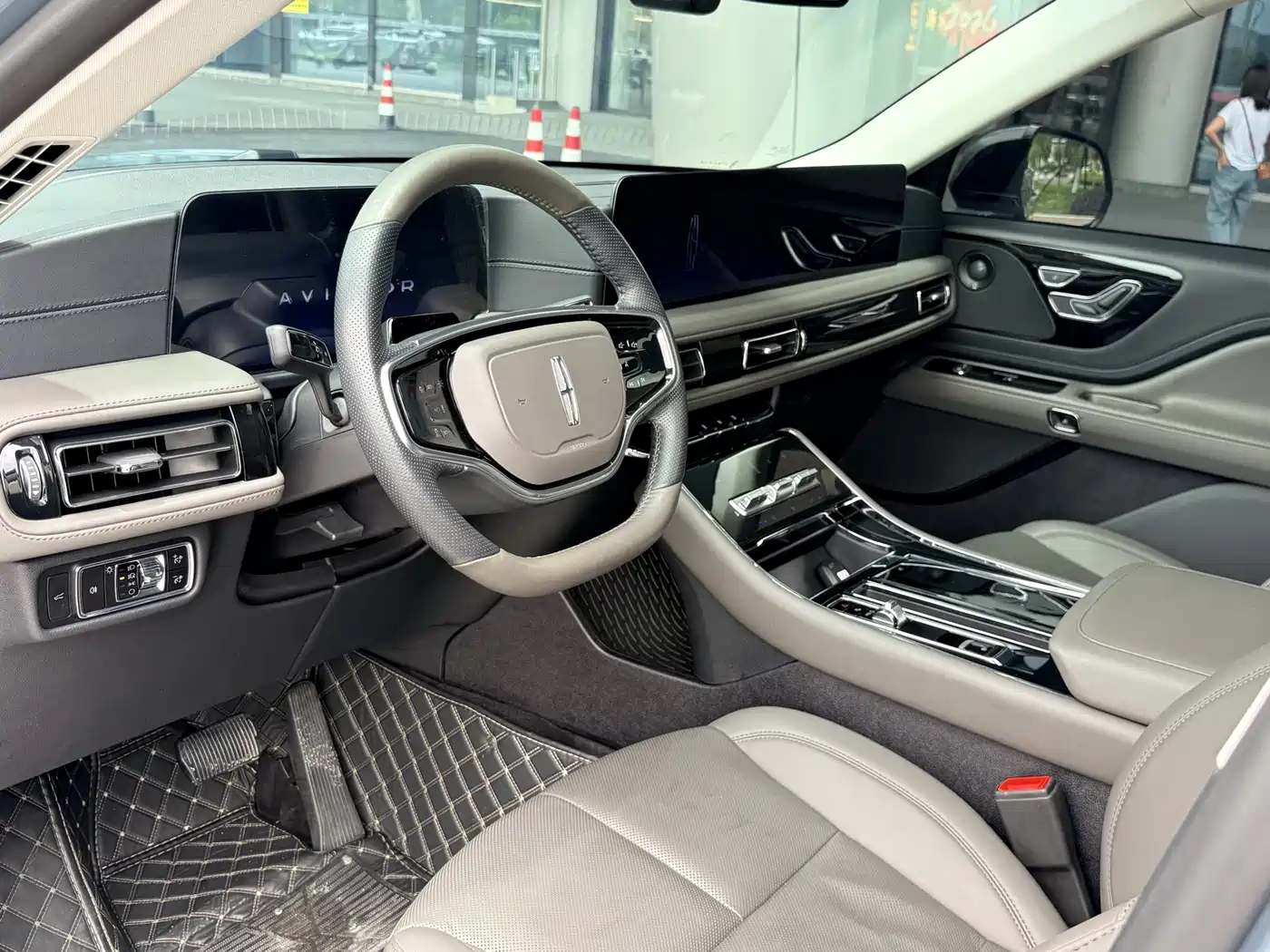 Lincoln Aviator 2025 2024 3.0T V6 AWD Elegance Edition 6-Seater