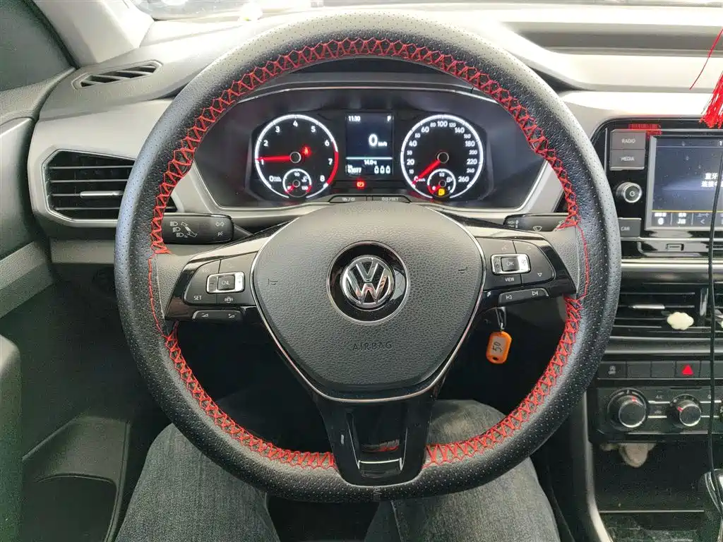 Volkswagen T-Cross 2019 1.5L Automatic Comfort Edition фото 7