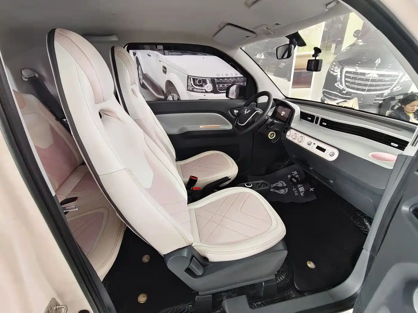 WULING AUTOMOBILE HONGGUANG MINIEV